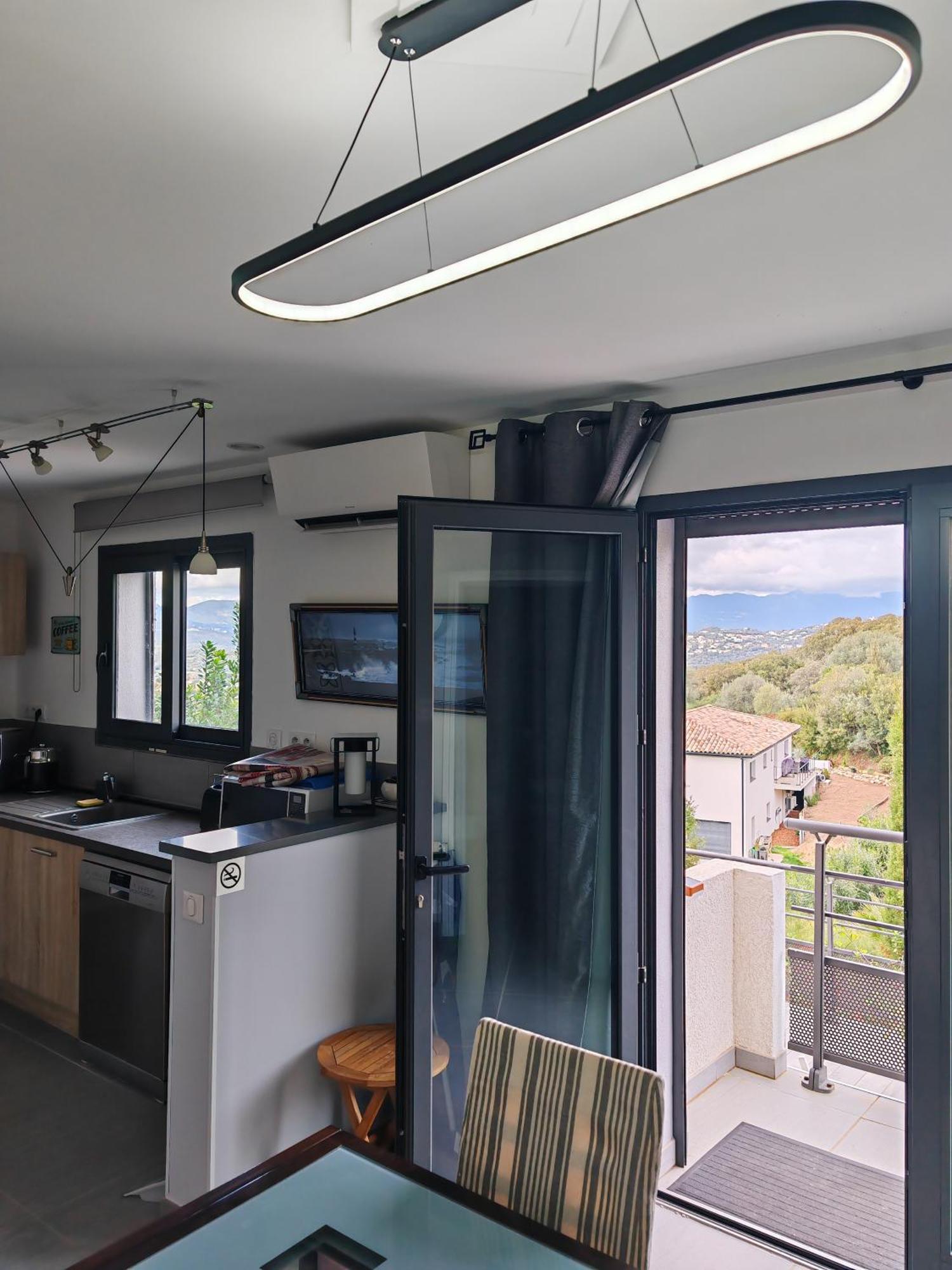 Appartement F2 Avec Terrasse De 35 M2 Bomorto - Porticcio Porticcio  Buitenkant foto